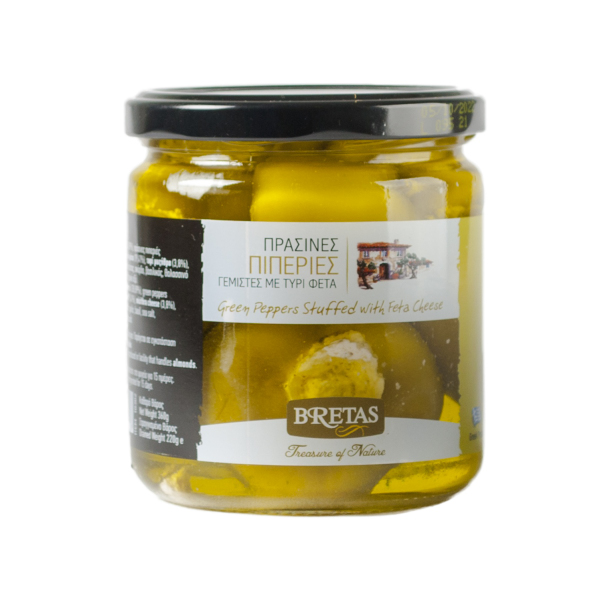 Zelená paprika pálivá plnená Feta syrom v slanom náleve. 